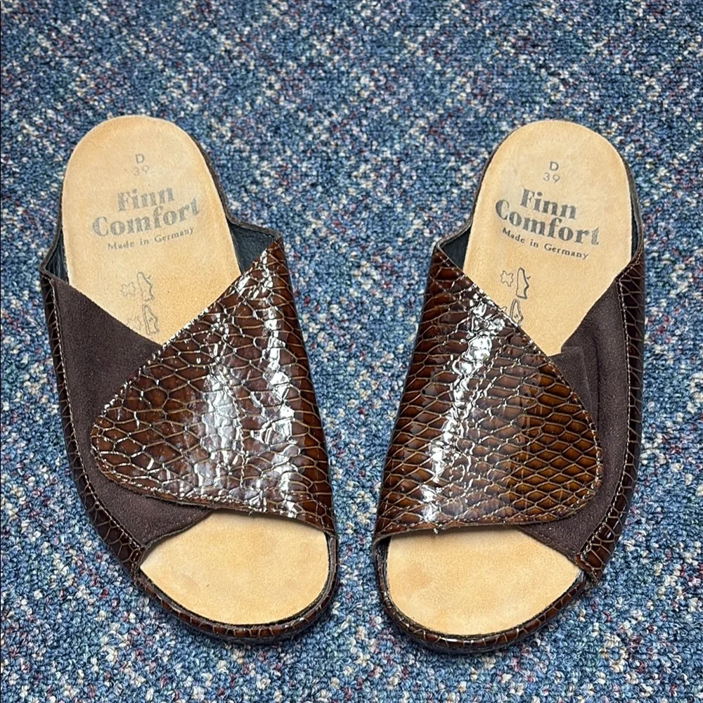 Finn Comfort Brown Men’s Slide Sandals